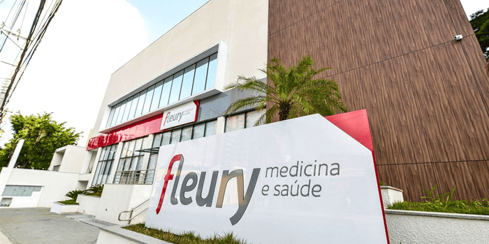 Santander Ajusta Recomendação para Fleury (FLRY3) e Antecipação de Impacto nos Lucros